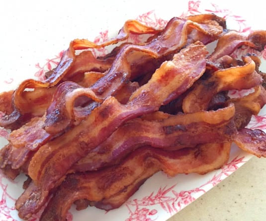 How to cook bacon in the oven | BensaBaconLovers.com