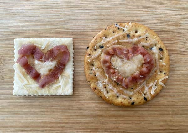 Baked bacon heart crackers